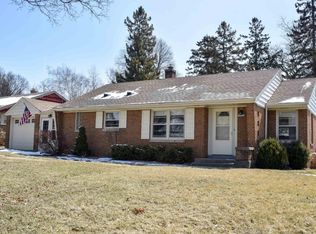 10229 W Sunset Ave, Wauwatosa, WI 53222