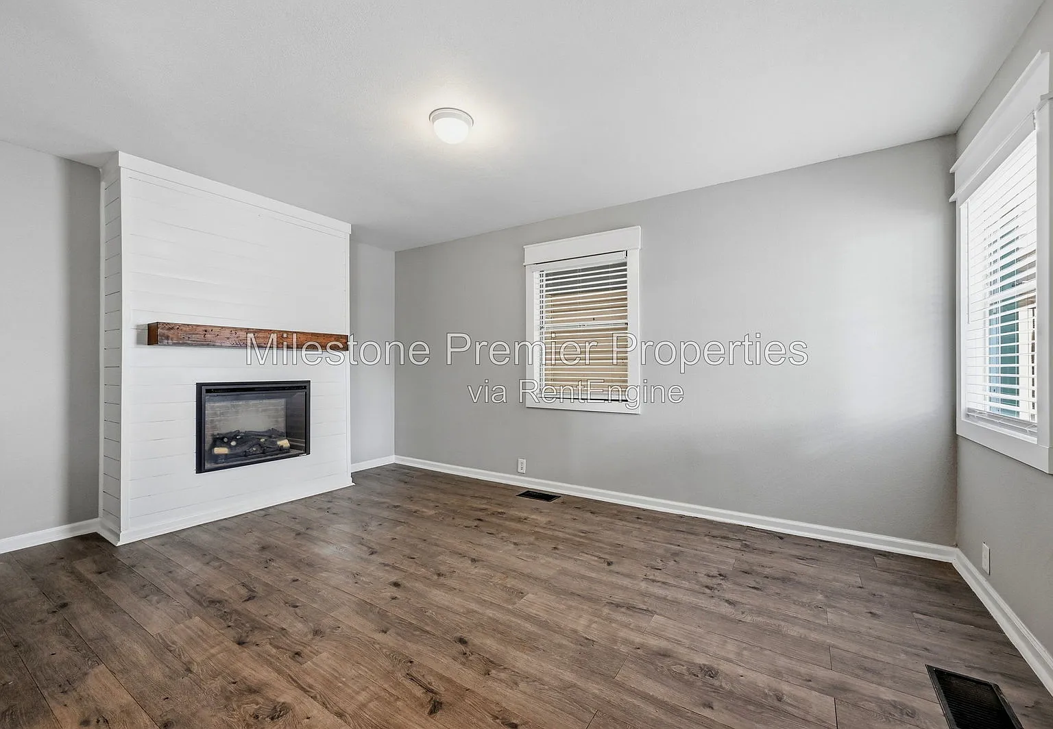 3 bed, 2.0 bath, 1328 sqft, $1,500 — Photo 3