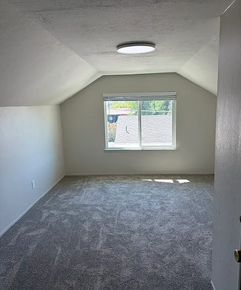 3101 Iowa Ave — Photo 16