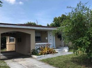 2652 Fletcher Ct, Hollywood, FL 33020