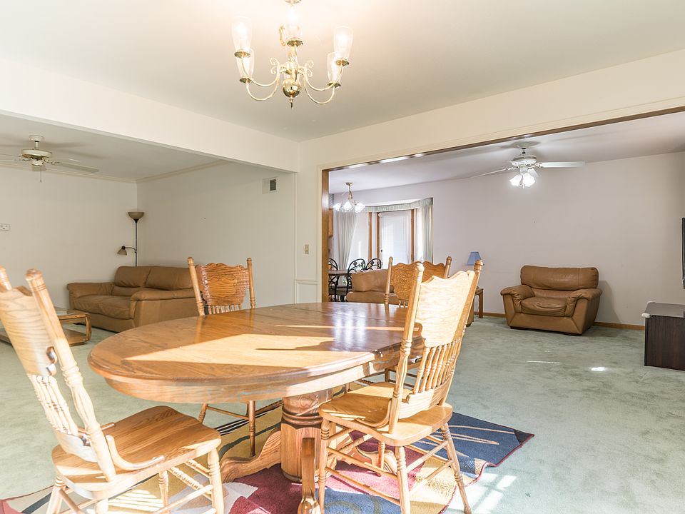 1st image of 8105 W 139th St