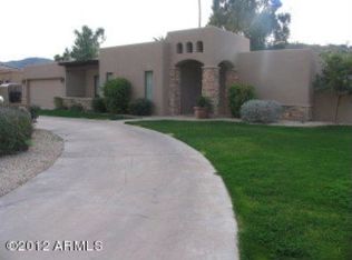 688 W Moon Valley Dr, Phoenix, AZ 85023