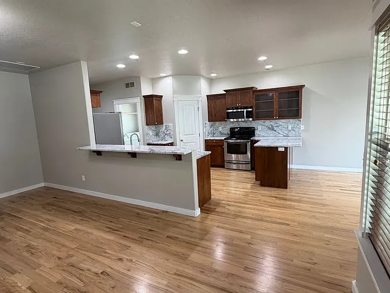 3024 N Christian Way — Photo 40