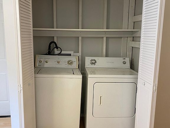 3rd image of 266 Fuller Ave SE #1