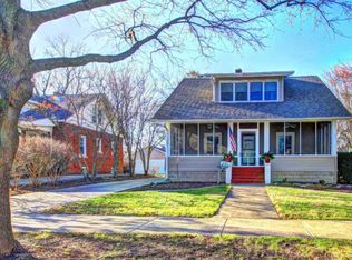 161 S Calumet Ave, Aurora, IL 60506