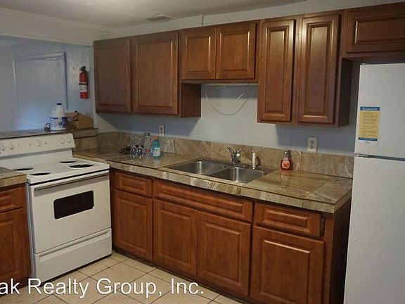 2nd image of 5401 Russell Ave APT 3
