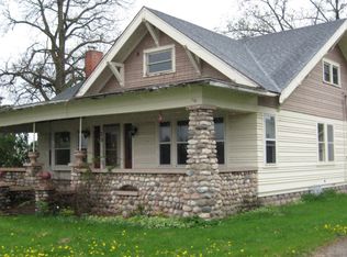 73 S Main St, Custer, MI 49405