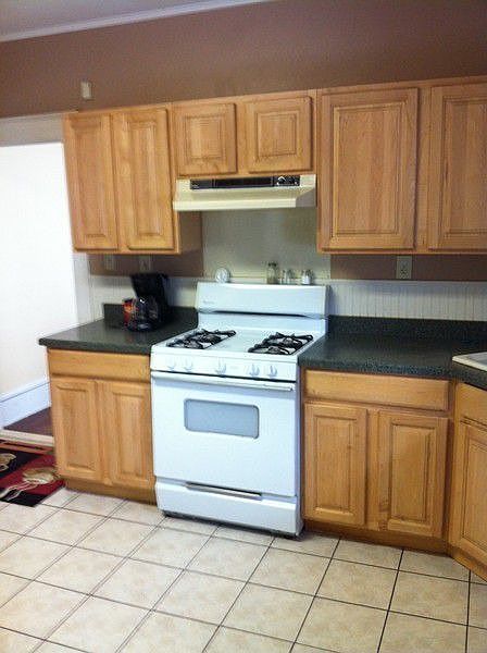2nd image of 24 Henderson St