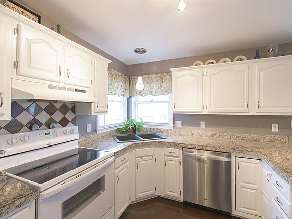 5th image of 4149 Berryman Ct