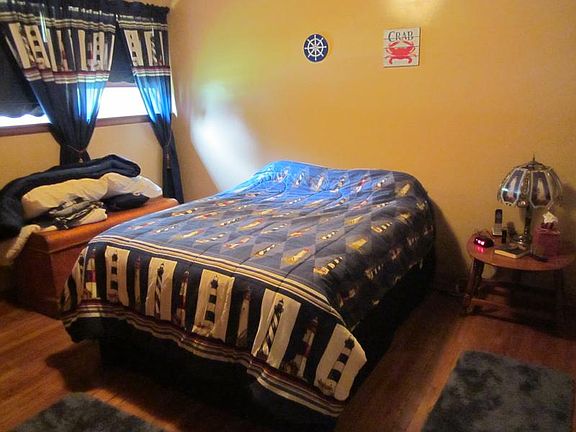 5th image of 119 Bartlett St
