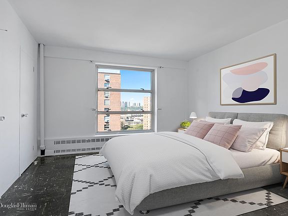 3rd image of 80 La Salle St APT 18A