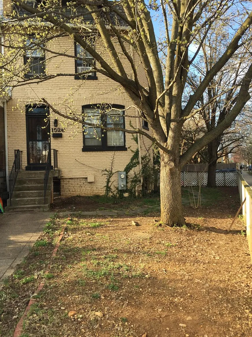 1526 Potomac Ave SE photo 1