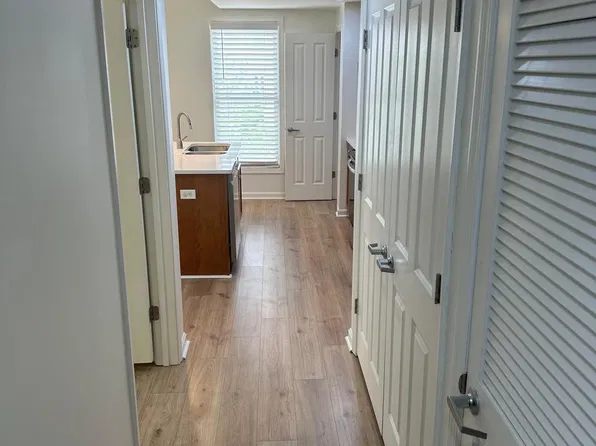 10639 Meeting Street, 10639 Meeting St, Prospect, KY 40059