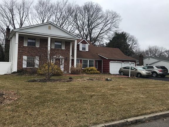 4th image of 33 Hyde Ln