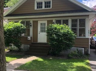 61 Nottingham Rd, Rochester, NY 14610