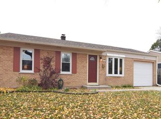 439 Glendale Rd, Buffalo Grove, IL 60089