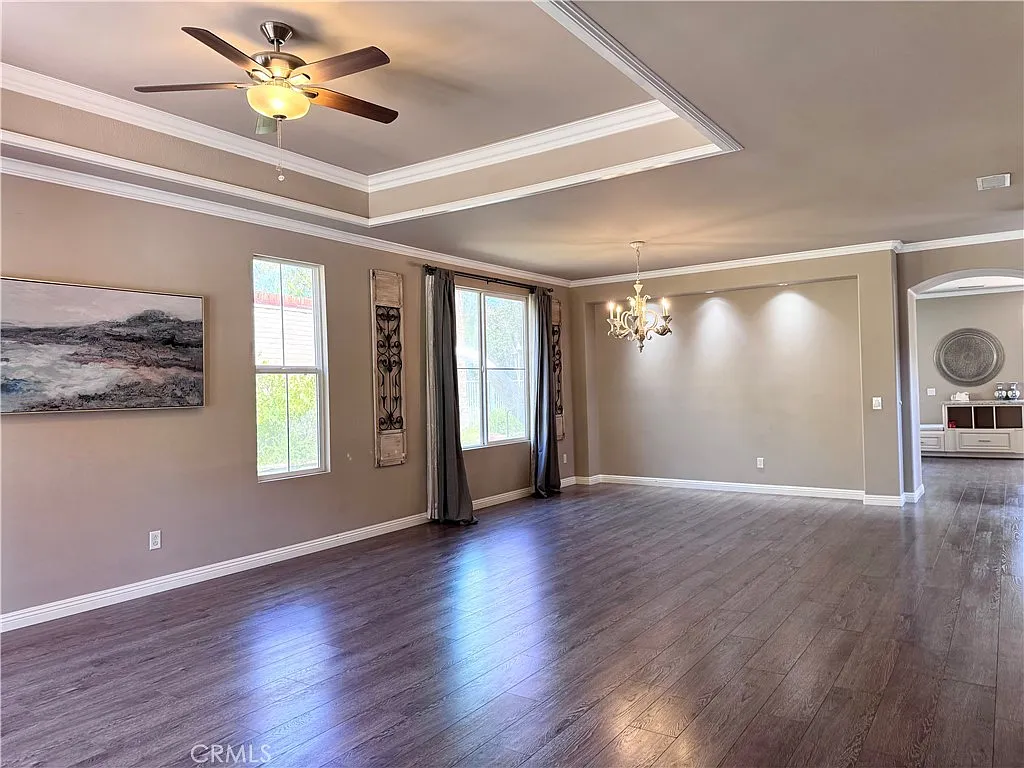 5 bed, 3155 sqft, $5,400 — Photo 3