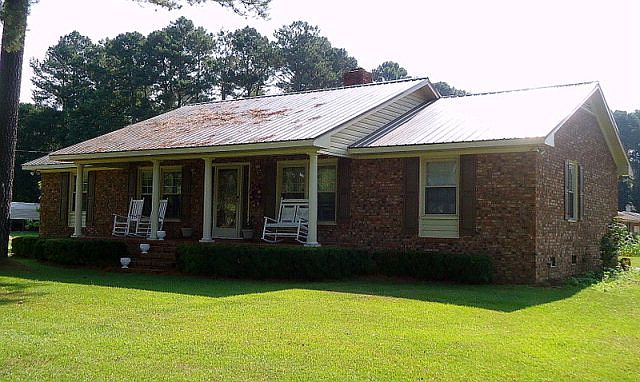 1st image of 102 Barbara Dr