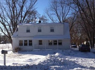 9228 Kleinman Rd, Highland, IN 46322