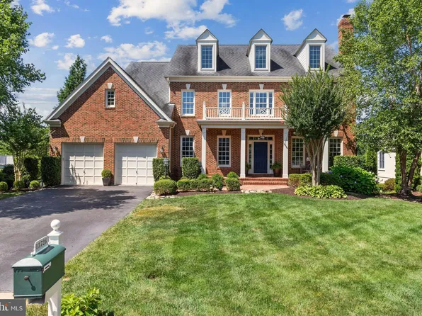 15726 Spyglass Hill Loop, Gainesville, VA 20155