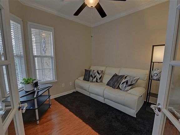 4th image of 6213 Azalea Way