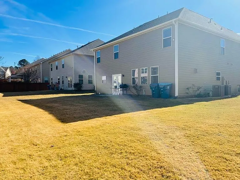 5565 Dooley Way — Photo 7