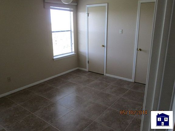 5th image of 408 Saddle Dr