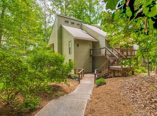 54-A Villa Ridge Dr, Hartfield, VA 23071
