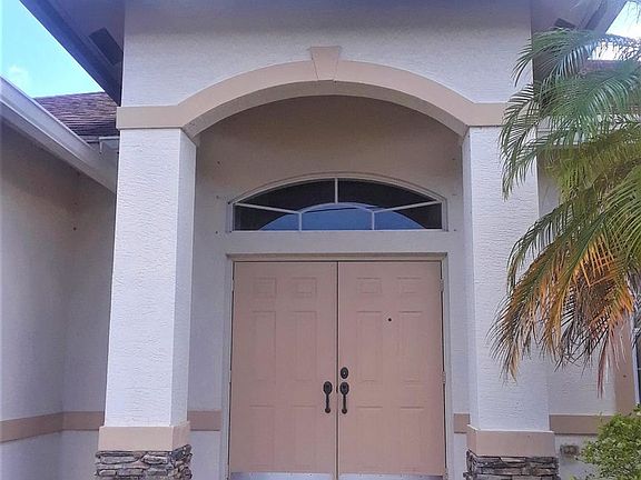 2nd image of 2347 SW Kent Cir
