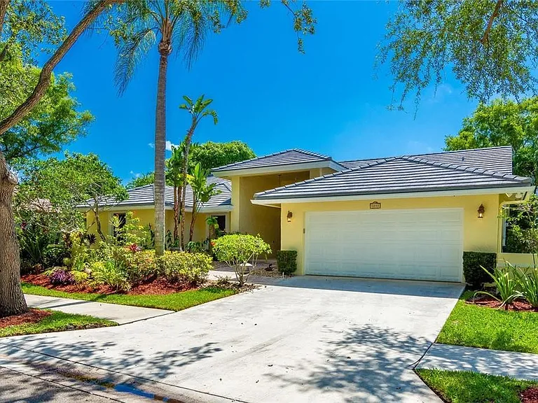1230 Fairfax Ct — Photo 72