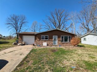 919 Roberta Dr, Murphysboro, IL 62966