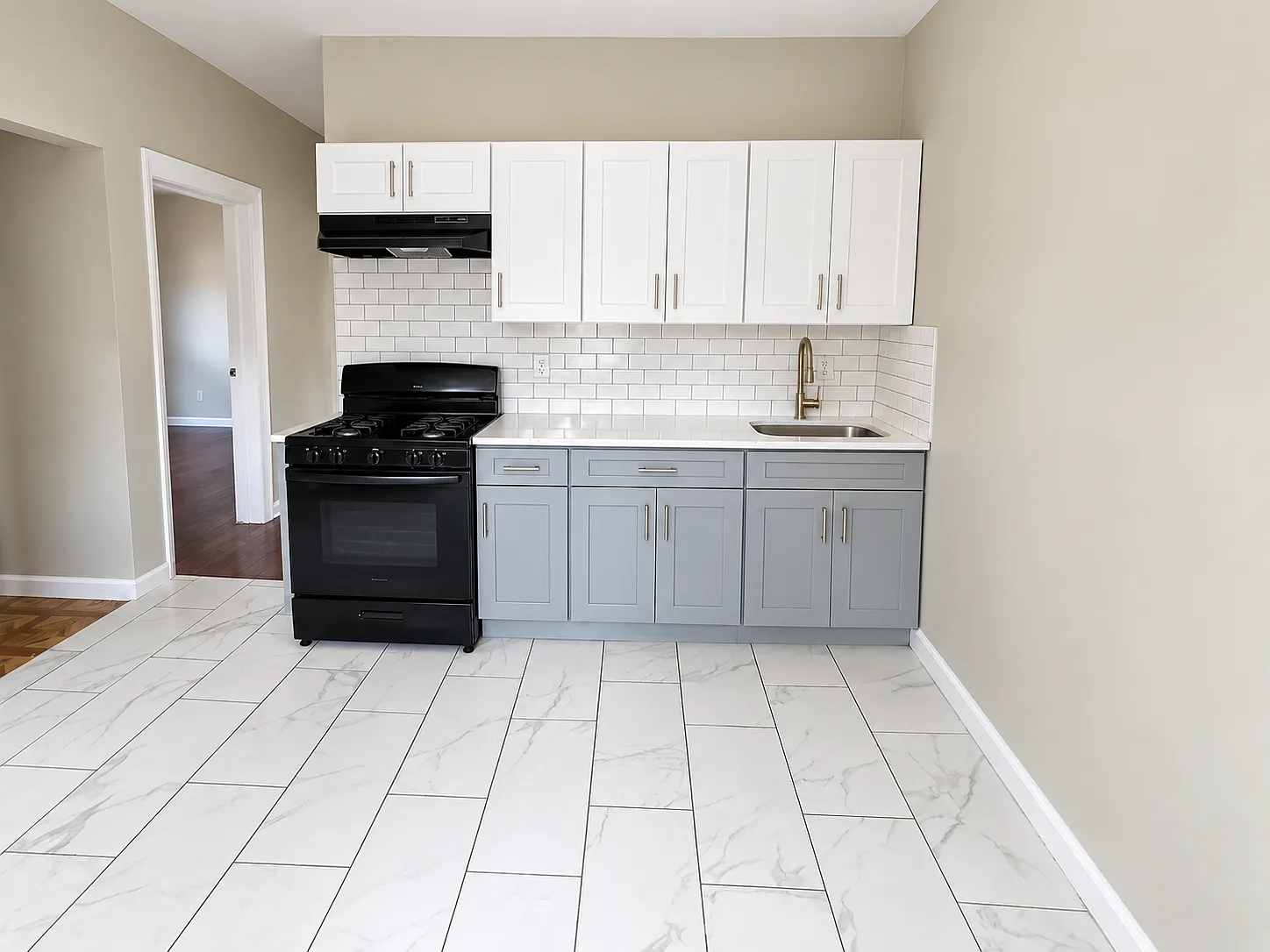 3 bed, 1200 sqft, $1,995 — Photo 1