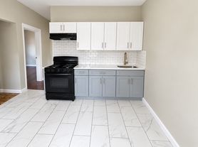 176 Lawrence St, Paterson, NJ