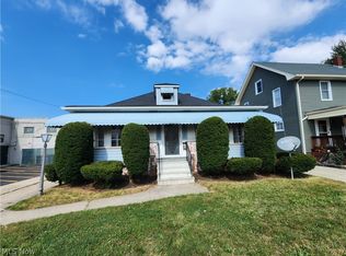 7202 Snow Rd, Parma, OH 44129