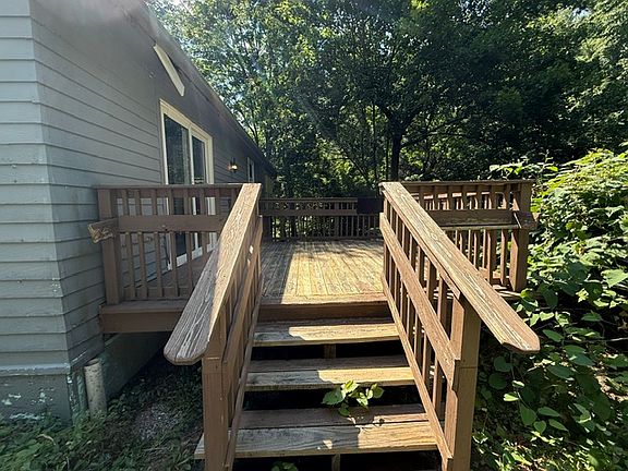 3rd image of 110 Logtown Rd