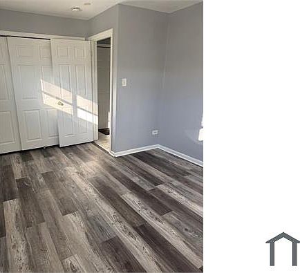 3rd image of 2101 Williamsburg Dr APT 301
