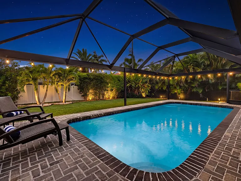 5422 Agualinda Blvd — Photo 45