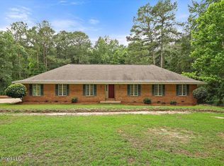 195 Pine Ln, Mendenhall, MS 39114
