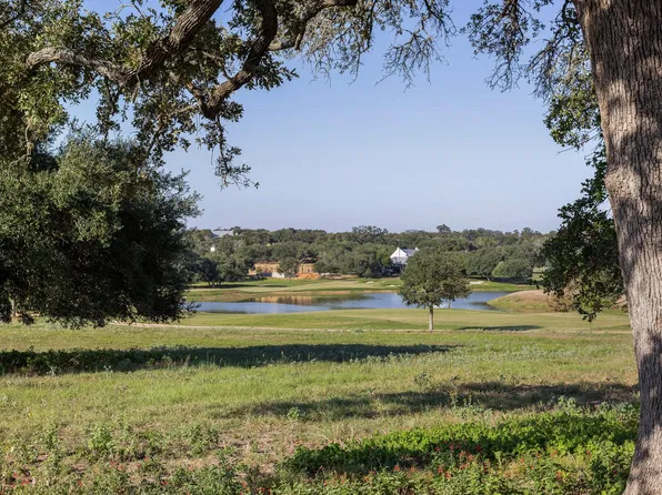 1670 Big Easy Ranch Ln, Columbus, TX 78934