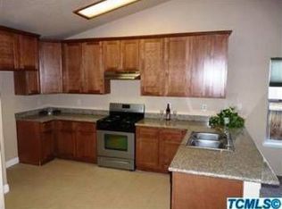 1910 Pershing Ave, Tulare, CA 93292