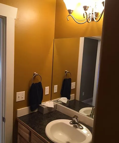 51 Stratford Dr — Photo 8