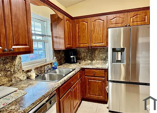 4530 NW 85th Ave — Photo 9