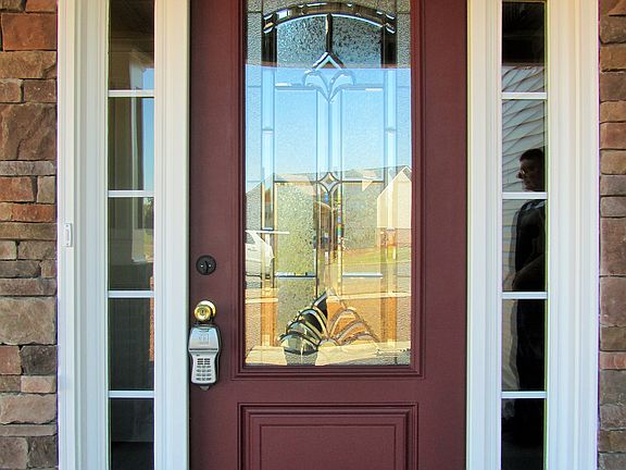 3rd image of 683 Crestone Ct