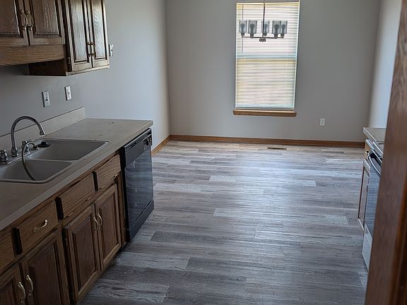 2nd image of 1817 1st St #1