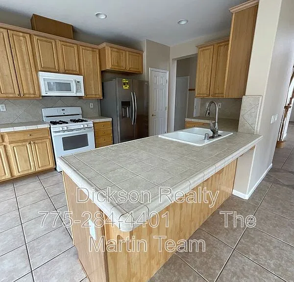 2847 Falcon Ridge Dr — Photo 11