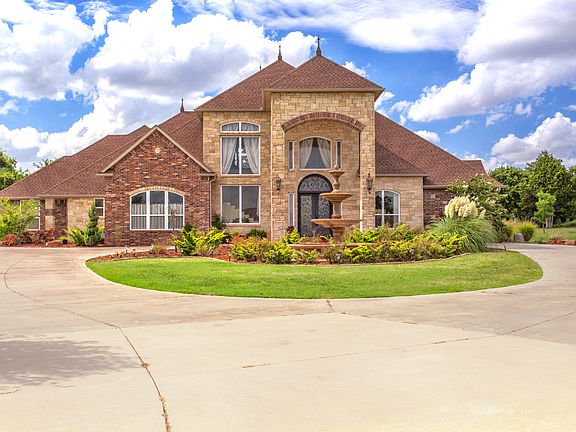 3rd image of 8801 SW 109th Ct
