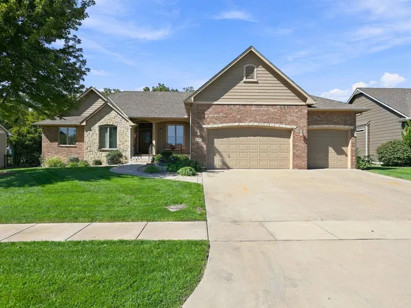 2301 N Rough Creek Rd, Derby, KS 67037