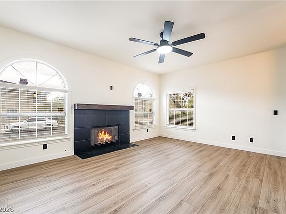 4th image of 2609 Autumn Blaze Ave