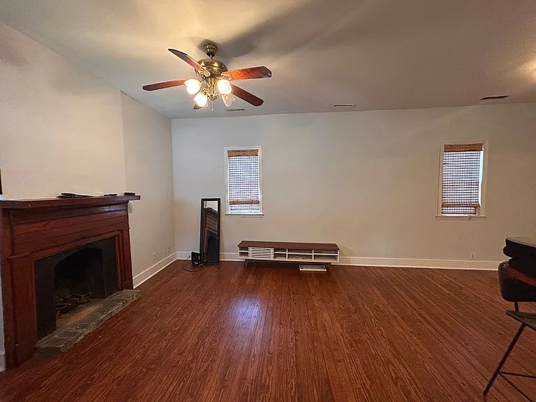 7 Maverick St — Photo 3