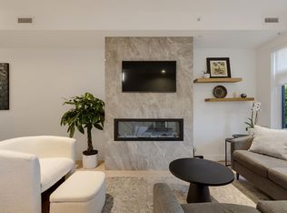 1960 Glenaire Dr #20, North Vancouver, BC V7P 1Y1